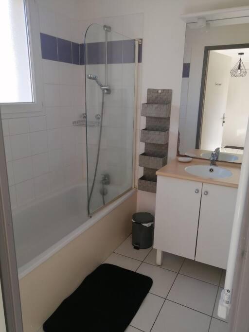 Appartement Calme Et Propre Le Goelia Saint-Geniez-d'Olt Exterior foto